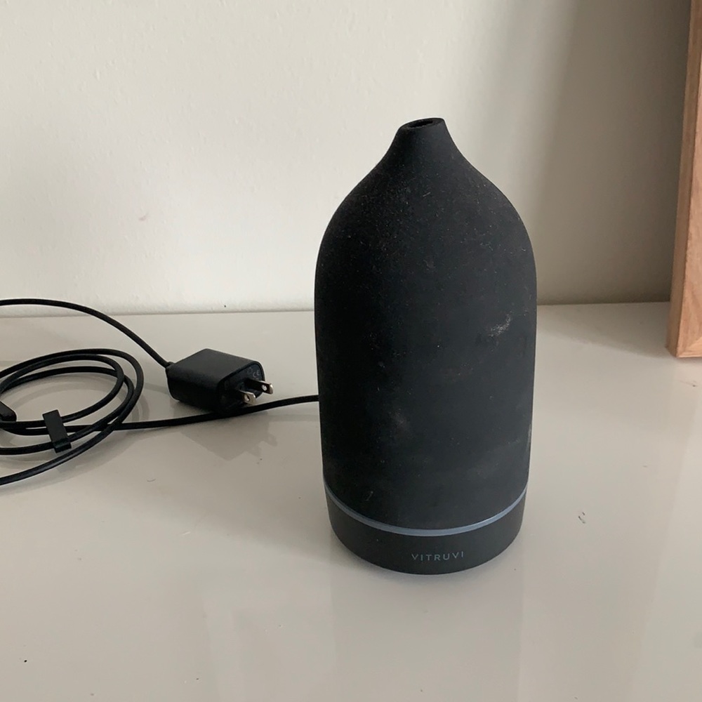 vitruvi stone diffuser